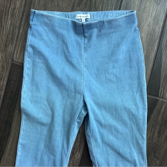 Good American Sculpt Pull On Flare Legs Light Wash Sz M - Picture 5 of 8